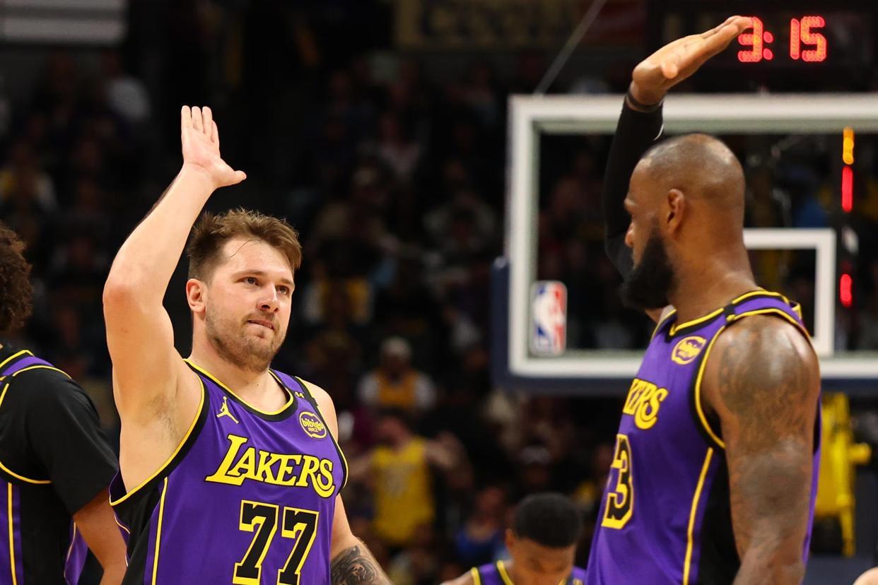 包含东契奇在西班牙队比赛中势不可挡,大胜引发热议!的词条 包含东契奇在西班牙队比赛中势不可挡,大胜引发热议!的词条